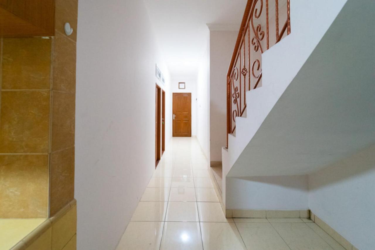 Koolkost Syariah @ Kebon Kacang III Street Jakarta Exterior foto
